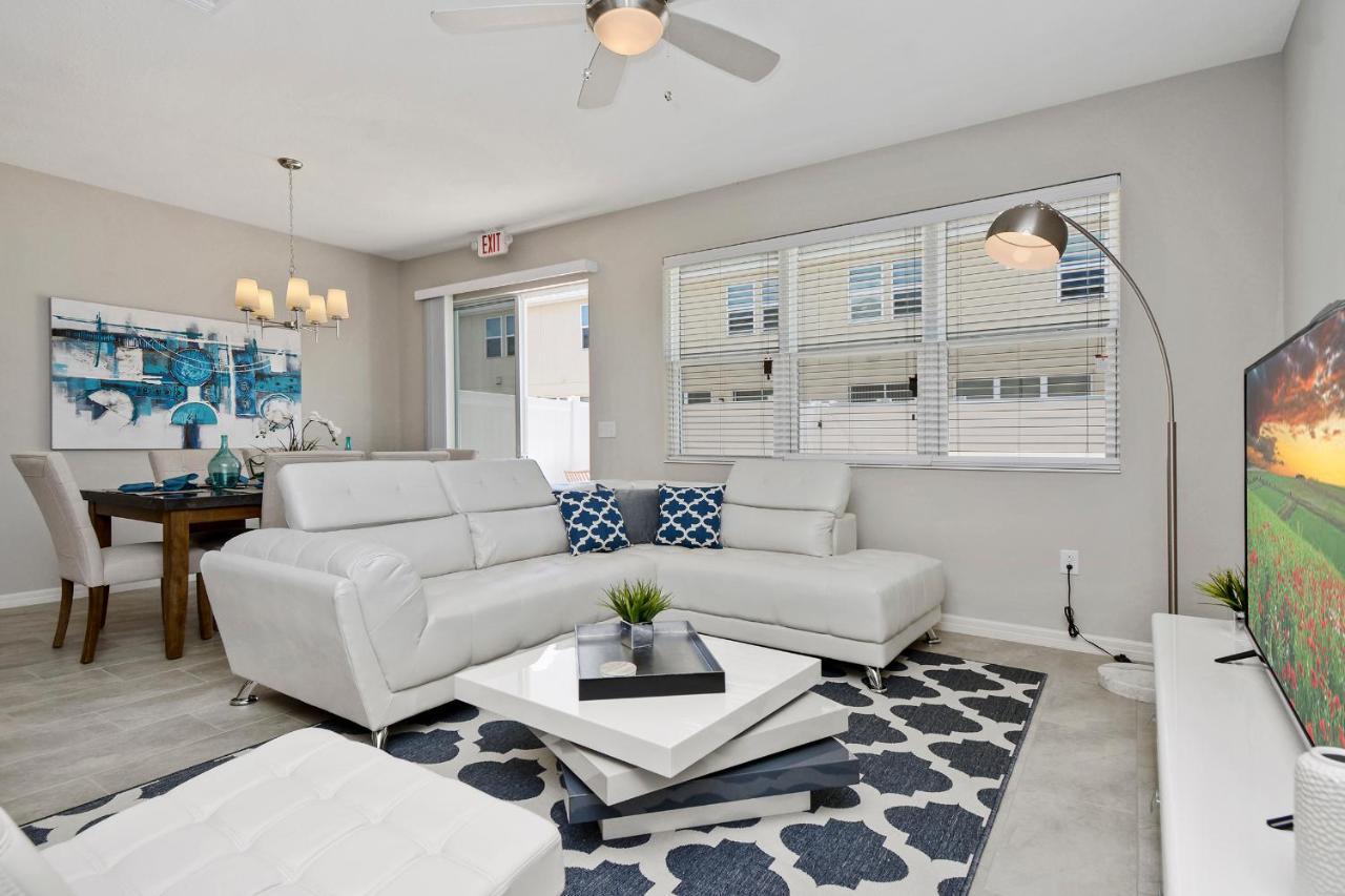 Stunning 4 Bd W/ Gameroom Close To 5110k * Kissimmee