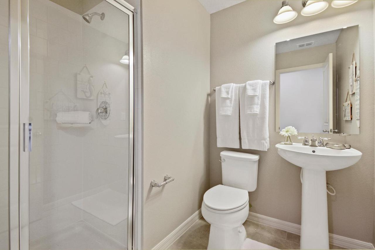 Stunning 4 Bd W/ Gameroom Close To 5110k *
