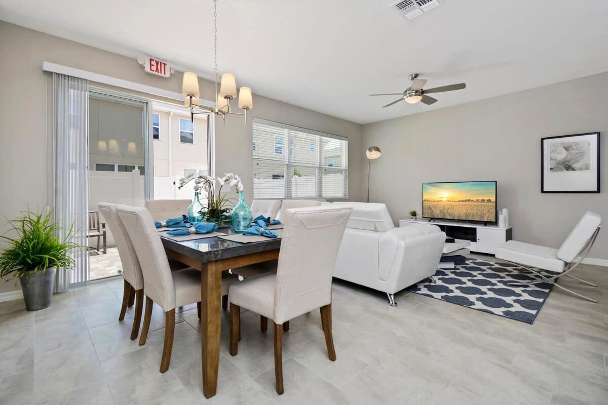 Hébergement de vacances Stunning 4 Bd W/ Gameroom Close To 5110k Kissimmee