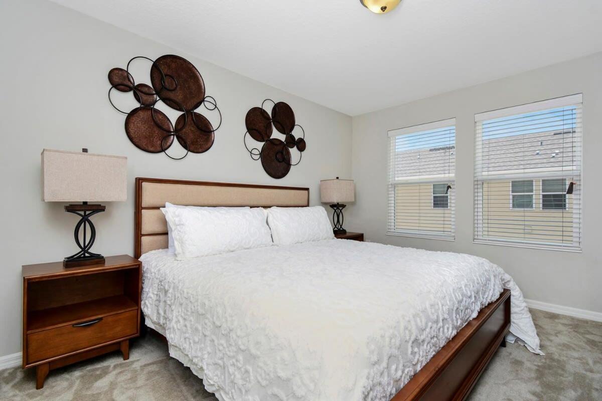 Hébergement de vacances Stunning 4 Bd W/ Gameroom Close To 5110k