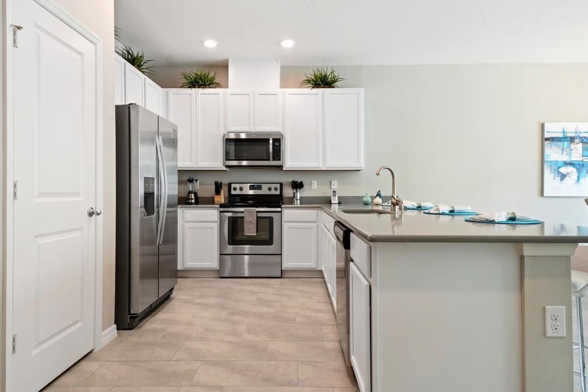 Hébergement de vacances Stunning 4 Bd W/ Gameroom Close To 5110k *